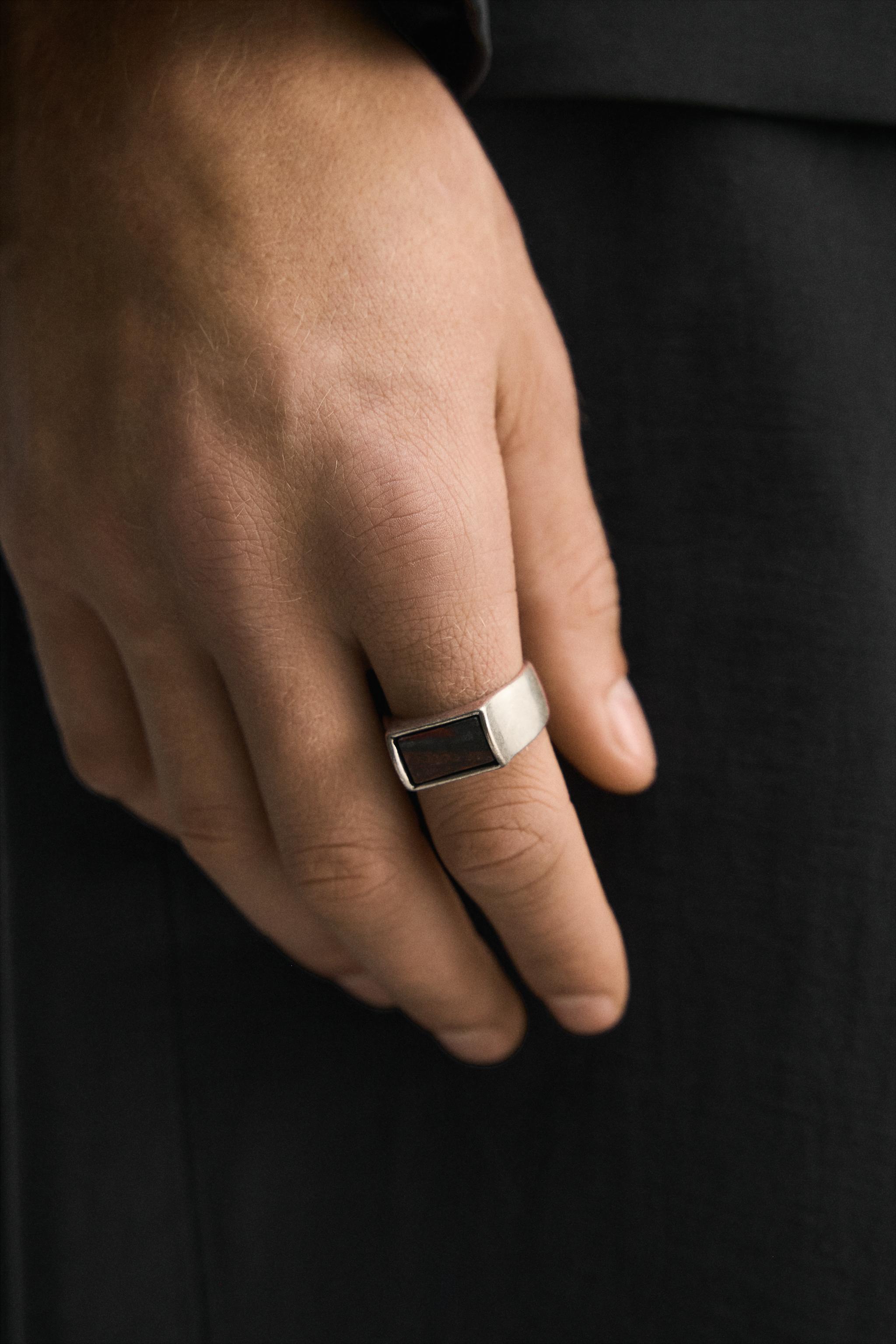 BAGUE CHEVALIÈRE PIERRE